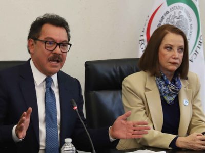 Salón de belleza del Senado seguirá cerrado y habrá revisión de servicios: Mier