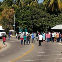 Narcobloqueos paralizan regiones de la Costa Grande, Tierra Caliente y Norte de Guerrero