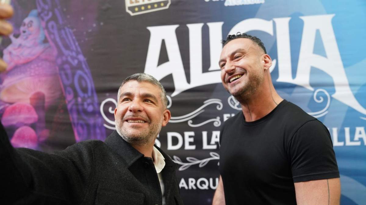 El alcalde de Miguel Hidalgo y Felype de Lima, director creativo de LETSGO