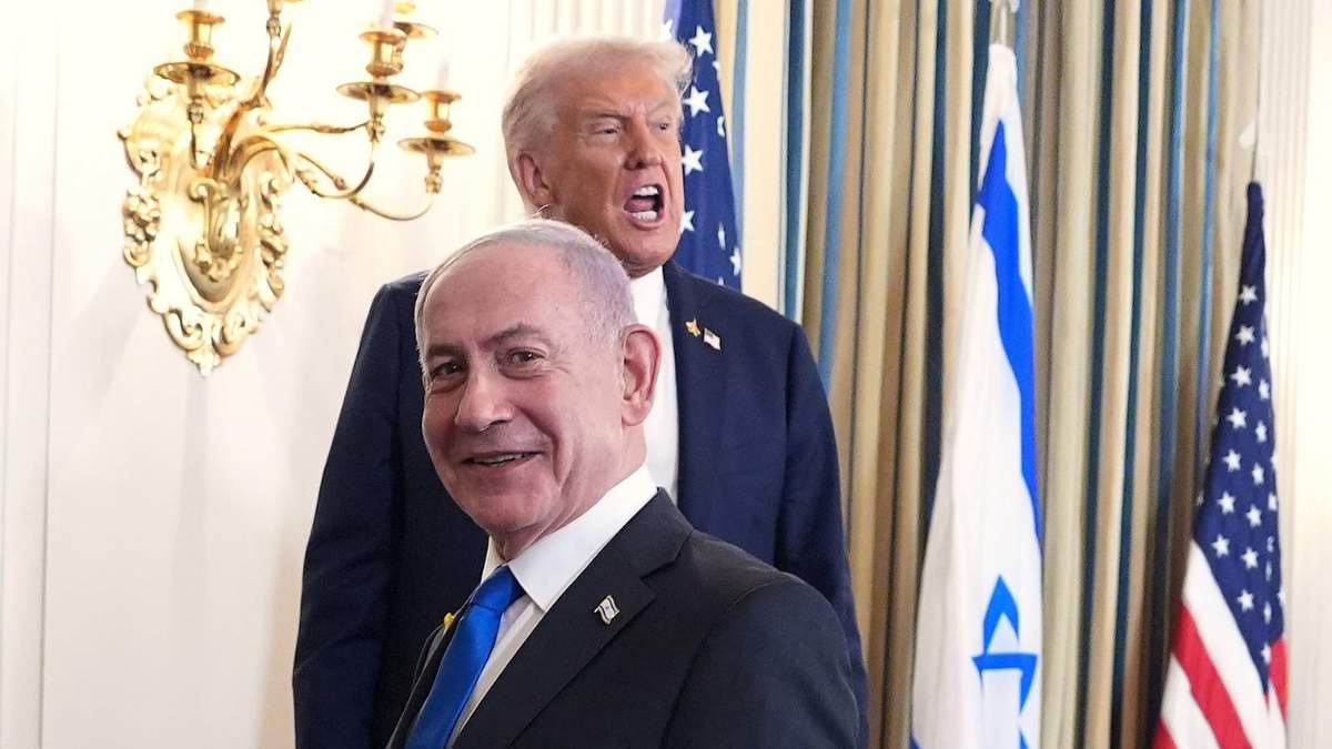 Trump y Netanyahu tras anunciar el plan