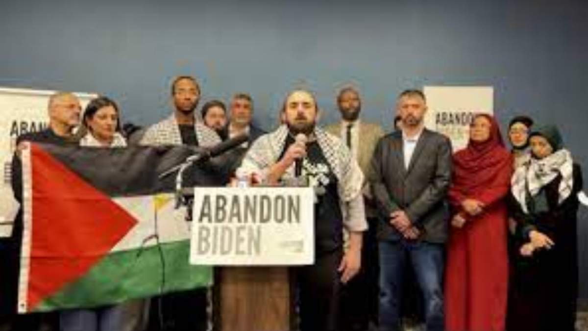 Líderes comunitarios musulmanes de varios estados políticamente oscilantes prometen retirar su apoyo al presidente Joe Biden, en una conferencia en Dearborn, Michigan