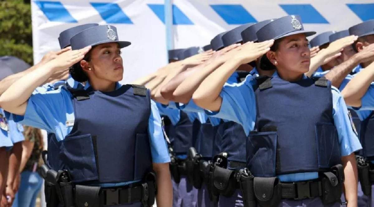La Policía de la provincia incrementó su plantel de efectivos. Fuente (Neuquén Informa)