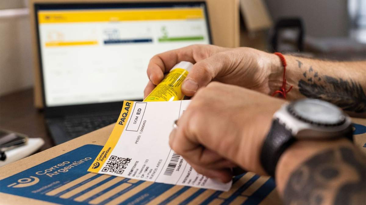 El Gobierno busca ampliar el servicio de correo. Fuente: (X)