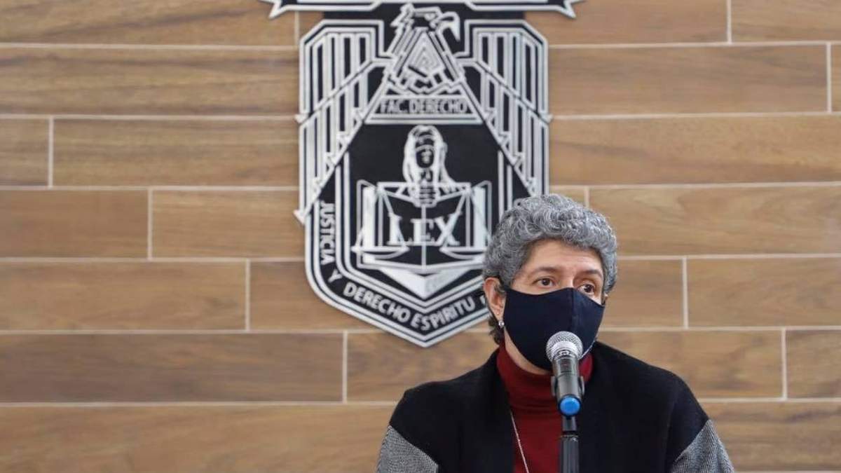 La rectora de la UAQ Margarita Teresa de Jesús García Gasca