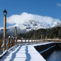 Nieve, lagos y bosques: así se vive el otoño y el invierno en Villa Traful