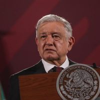 “Son expertos en fraudes electorales”, dice AMLO sobre firma consultora de exfuncionarios del INE