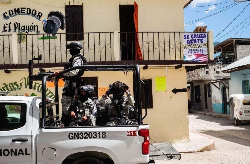 Rescatan a 107 indígenas de Chiapas que se refugiaron en una escuela tras ataque armado