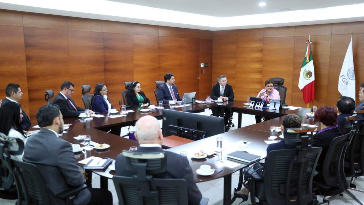 La fiscal Ernestina Godoy nombra a delegados
