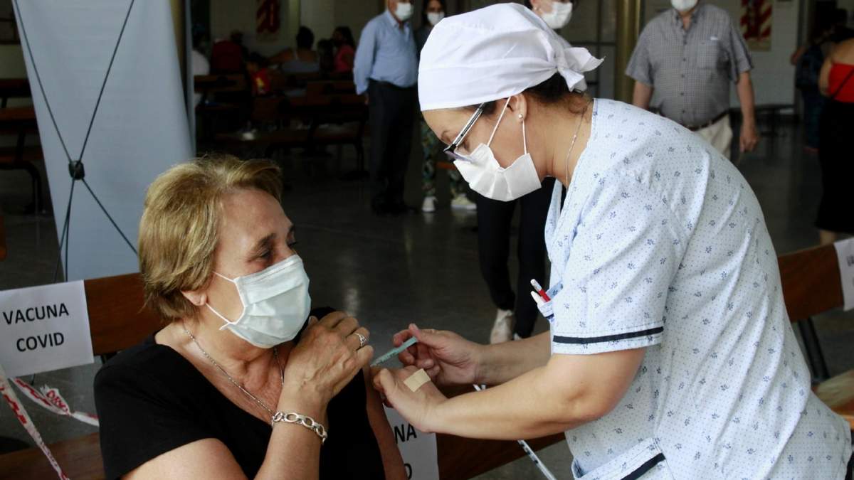 Se aplicaron más de 650 mil dosis en toda la provincia. Fuente: (Twitter)