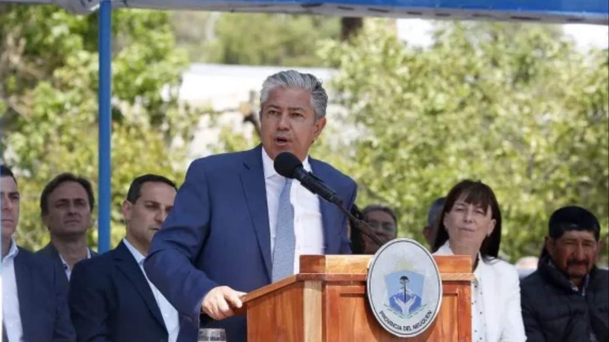 El anuncio se realizó en los festejos del aniversario de Loncopue. Fuente: (X).