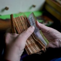 Con la inflación disparada, Argentina empezará a imprimir billetes de 10 mil pesos