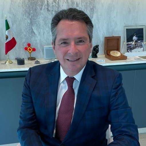 Denuncian al consejero jurídico de Nayarit por presunta operación de red inmobiliaria
