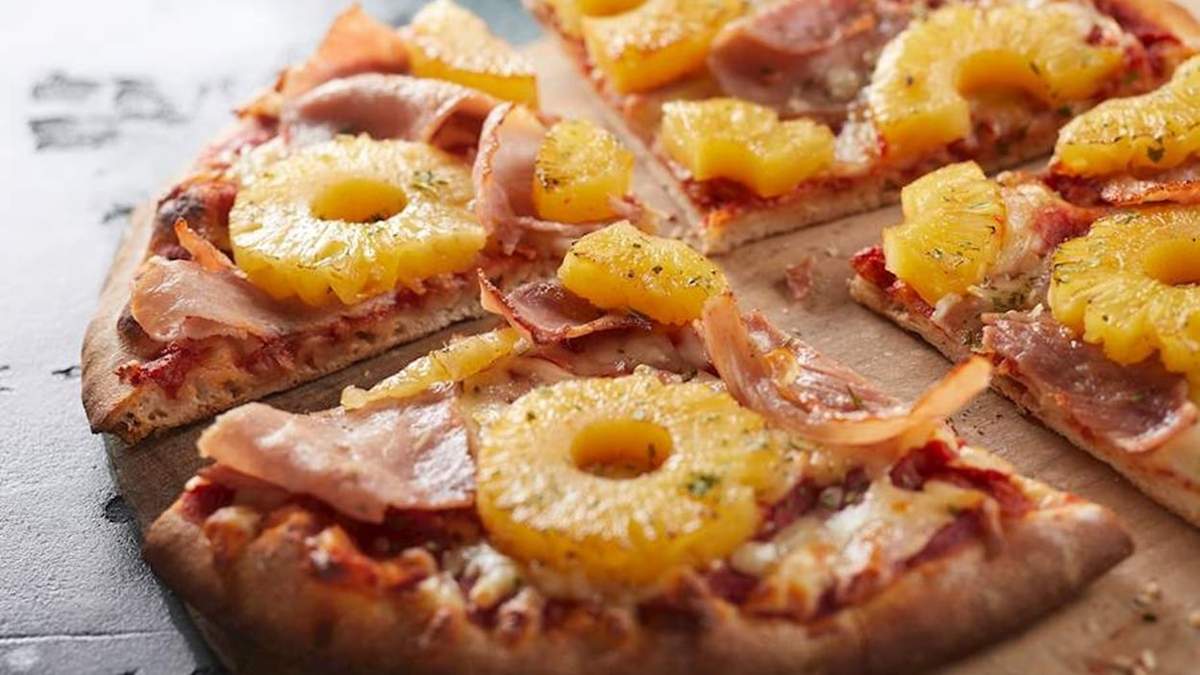 Pizza con ananá
