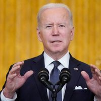 Biden advierte a Putin que Rusia pagará un precio alto si ataca a Ucrania