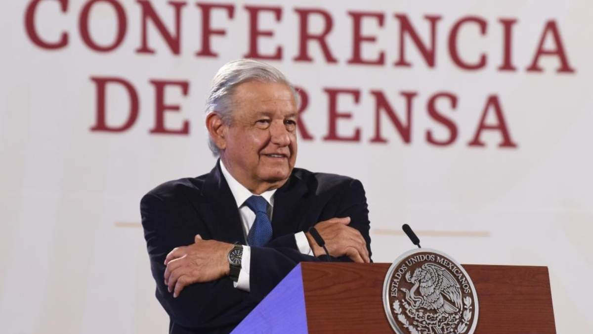 En su conferencia matutina, López Obrador dio su apoyo a Gustavo Petro