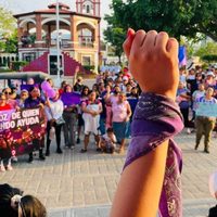 Mujeres de Cintalapa exigen justicia por Ana Luisa, atacada con un machete