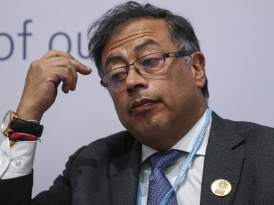 El presidente de Colombia, Gustavo Petro, comparó la cocaína con el whisky y desató la polémica