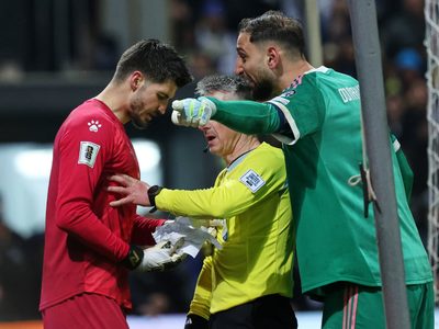 Italia ni con acordeón: Donnarumma quiso sabotear la tanda de penaltis, pero fracasó