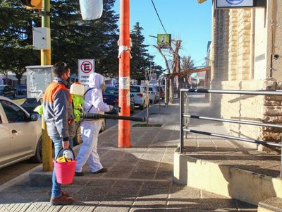 Zapala: intensifican tareas de desinfección en la ciudad