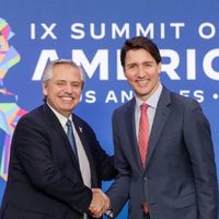 Cumbre de las Américas: Fernández y Trudeau acordaron una agenda energética y agroalimentaria