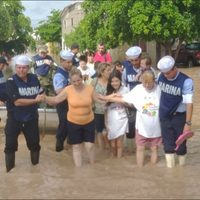 La Marina presume el envío de "200 despensas y 204 litros de agua" para damnificados de Ahome, Sinaloa