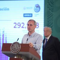 López-Gatell, con catarro y sin cubrebocas en la mañanera; "no todo es covid", dice