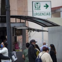 Reporta 16 hospitales con 100% de ocupación de sus camas para covid-19
