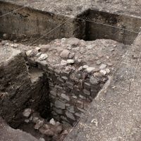Más hallazgos en Chapultepec: vestigios de acueductos y estanques del siglo XIX