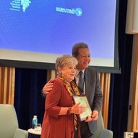 Alicia Bárcena recibe reconocimiento por su trayectoria y contribuciones al desarrollo sostenible