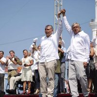 AMLO: no más licitaciones de obra pública a "marrulleros profesionales"