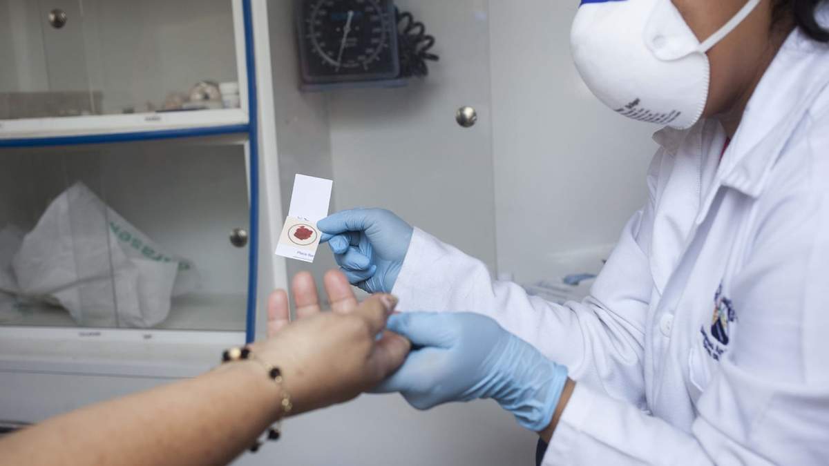 Toma de muestra de ADN a familiares de desaparecidos de Tetelcingo, Morelos