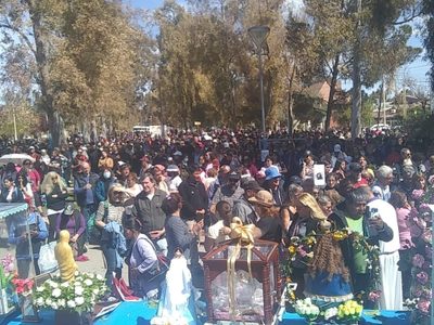 Se realizó la 42° peregrinación al Santuario de la Santa Virgen de Luján en Centenario
