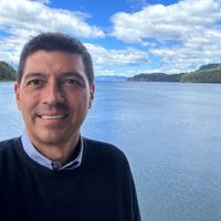 Koopmann apuesta al turismo como "eje central para ampliar la matriz productiva y crear más empleo"