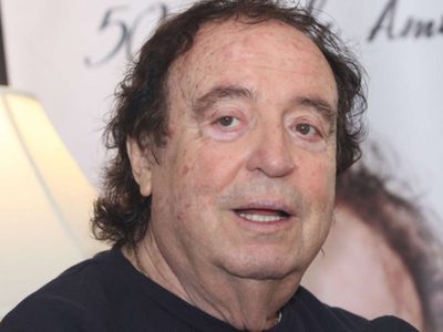 Como si el tiempo se hubiera detenido: a sus 84 años, así está hoy Dyango, ídolo de los 60