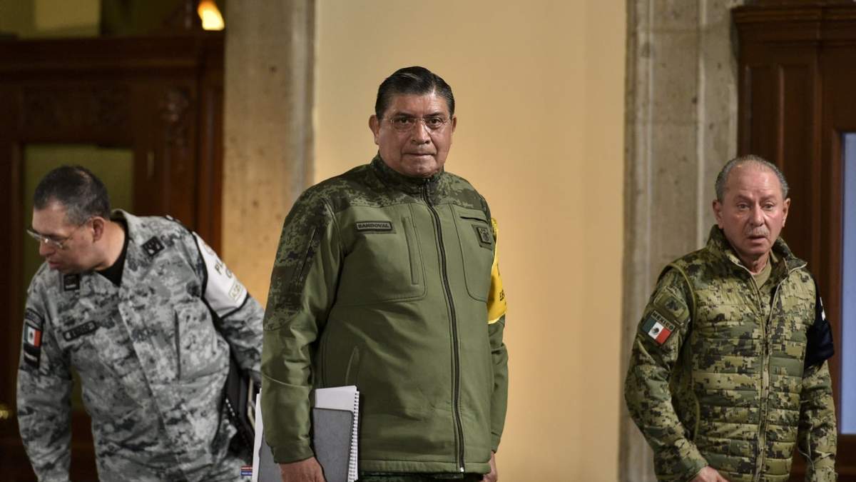 Bucio, Sandoval y Ojeda, titulares de la GN, Sedena y Marina