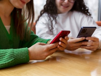 Cómo evitar que te agreguen a grupos de WhatsApp