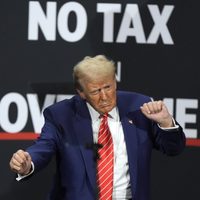 Avanza plan fiscal de Trump que incluye impuesto de cinco por ciento a remesas