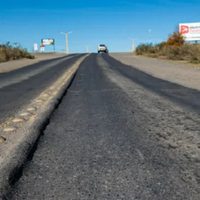 Una mujer murió y un hombre resultó gravemente herido al caer de una moto en la Ruta Nacional 151