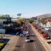 Indígenas de Oaxaca repudian xenofobia de Trump y exigen a Murat apoyo a migrantes