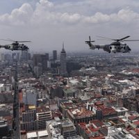 Así se vivió desde el aire el desfile militar por la Independencia (Fotogalería)