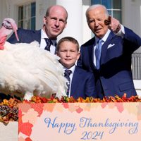 Biden indulta a pavos en su última Navidad en la Casa Blanca