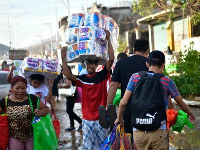 José Ramón Cossio cuestiona que la Sedena controle la ayuda humanitaria en Acapulco