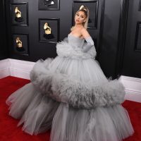 ¡Rendidos a sus pies! Ariana Grande no se llevó nada de los Grammy pero… ¿Por qué es la más buscada?