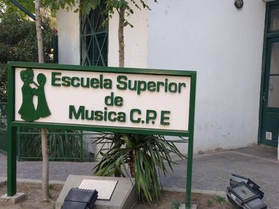 La Escuela de Música de Neuquén, en crisis por falta de espacios: exigen soluciones ante el deterioro del edificio