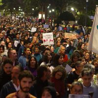 Una masiva manifestación en Neuquén volvió a reclamar por Memoria Verdad y Justicia