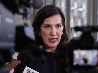Cámara de Diputados sesionará de forma presencial: Kenia López