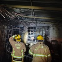 Familia completa fallece por inhalar monóxido de carbono al incendiarse su casa en Chilpancingo