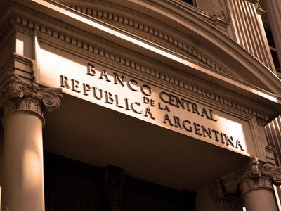 Economía emitió una Letra del Tesoro en Dólares para compensar al BCRA