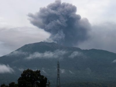 22 alpinistas mueren por la erupción del volcán Merapi