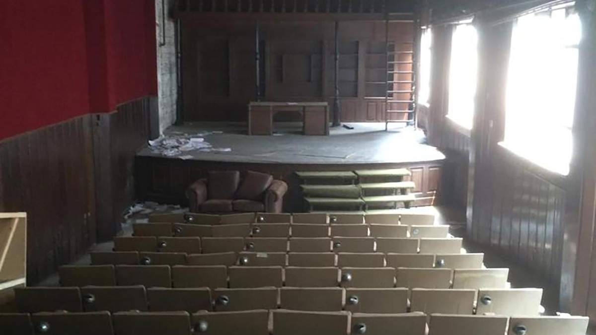 El "Posada del Sol", abandonado
